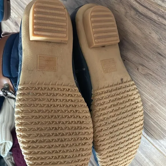 Lands End insulated winter boots