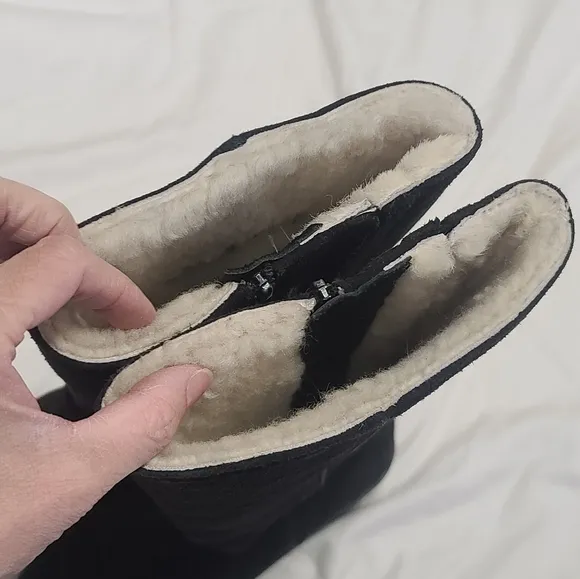 Leather wool lined warm boots, made in England, size 38