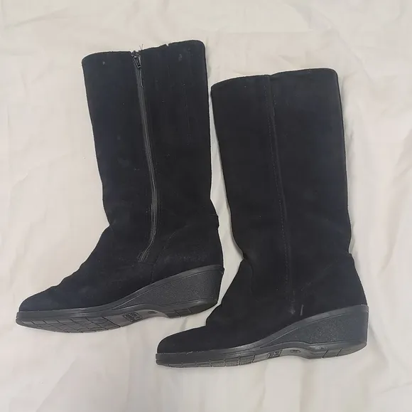 Leather wool lined warm boots, made in England, size 38
