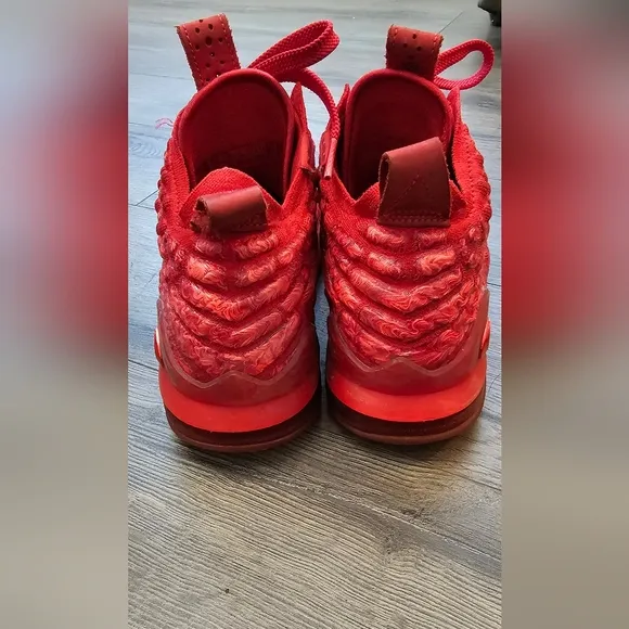 LEBRON JAMES-17 Mid RED CARPET SNEAKERS