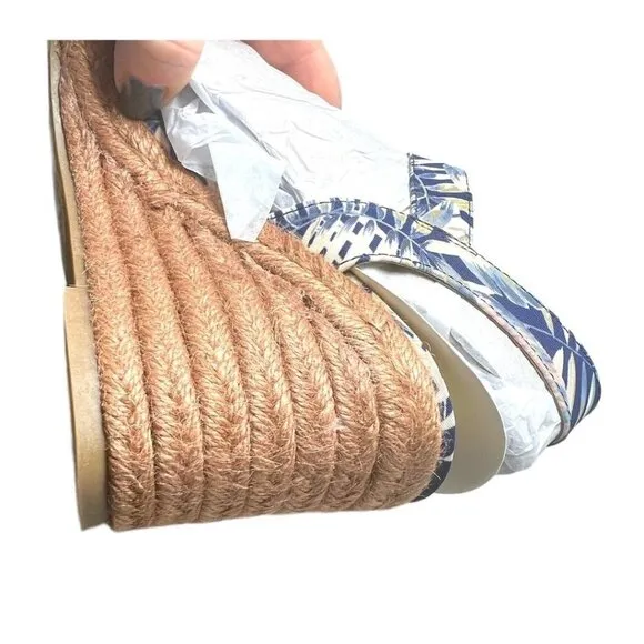 Lifestride Womens Blue Tan Floral Comfort Ankle Strap Wedge Sandals Sz 9 NIB