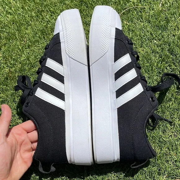 LIKE NEW ADIDAS Bravada 2.0 Platform Shoes!