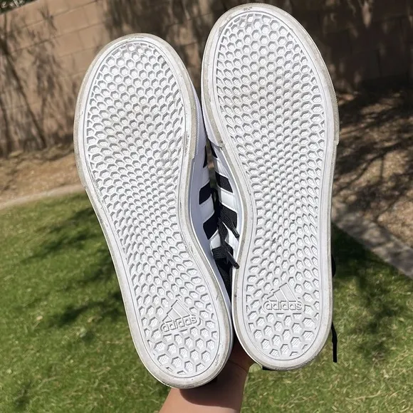 LIKE NEW ADIDAS Bravada 2.0 Platform Shoes!
