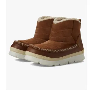 LIKE NEW Manitobah Pacific insulated waterproof leather boots