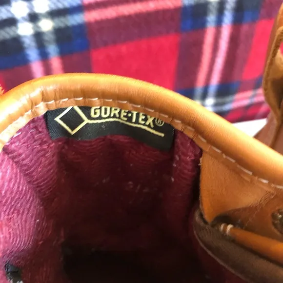 L.L. Bean Boots Women’s 8” Goretex Thinsulate Insulated size 6