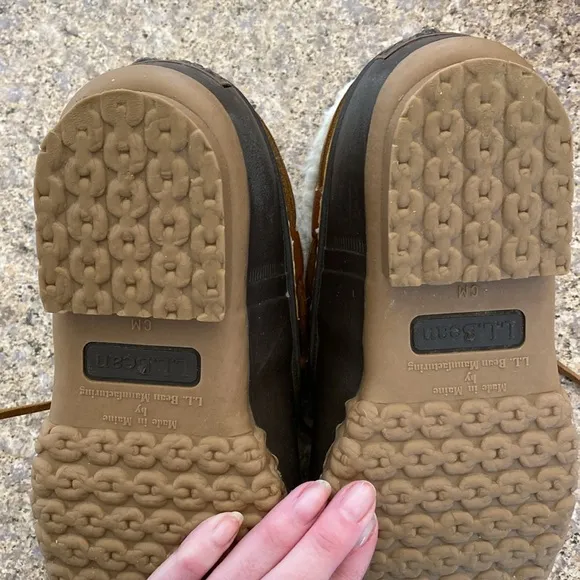 L.L. Bean Fuzzy Lined Upper Rubber Leather Moc 6 M CM Low Duck