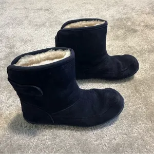 LL Bean Wicked Cozy Big Kids Size 6 Lamb's Wool Classic Navy Boots