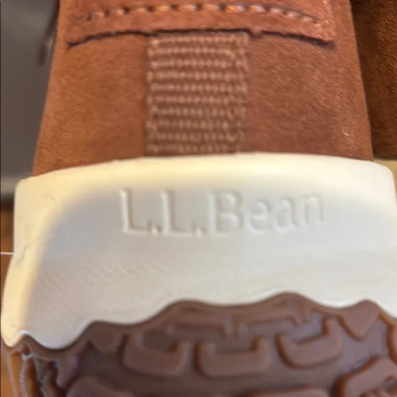 LL Bean Women's Day Venture Brown Suede Insulated Cozy Lace-Up Boots Sz 9M