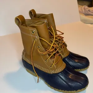 L.L.Bean Women's Bean Boots, 8&quot; Insulated Sz 7