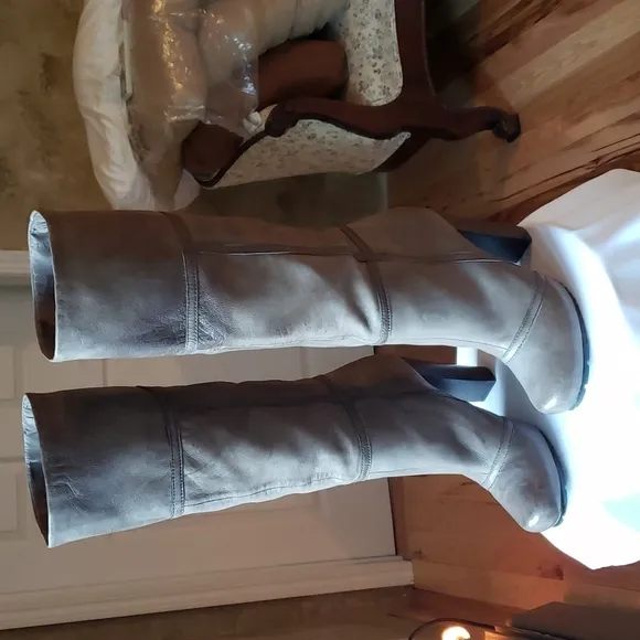 Luca Stefani Luxury Leather Pull-on Boots Color Mocha warm hues New