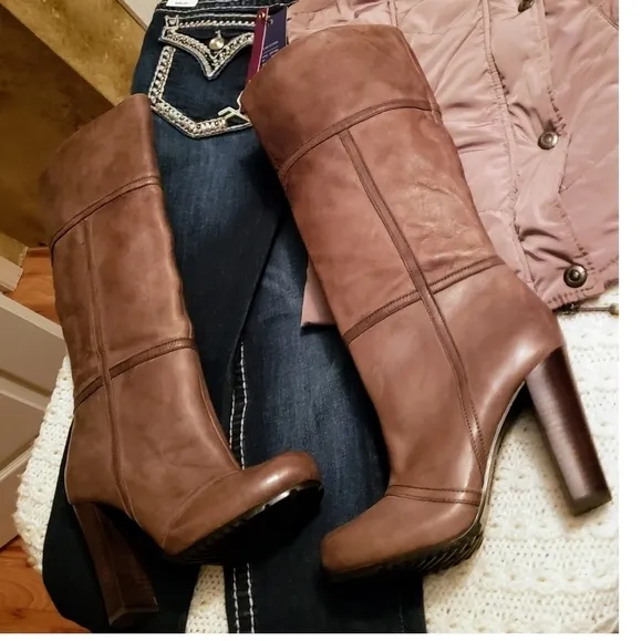 Luca Stefani Luxury Leather Pull-on Boots Color Mocha warm hues New