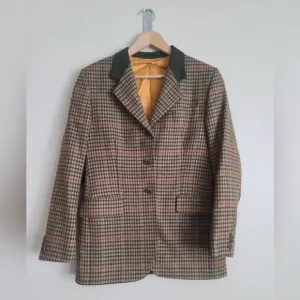 Magee 100% Wool Sweater – Made in Ireland – Size 8
