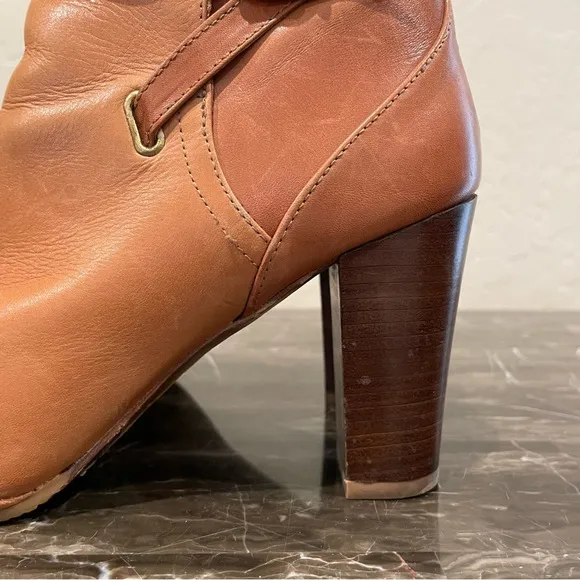 Massimo Dutti Leather Ankle Strap Booties