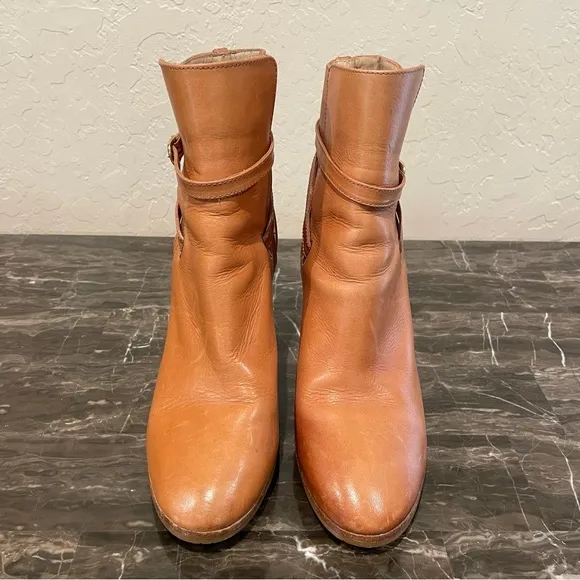 Massimo Dutti Leather Ankle Strap Booties