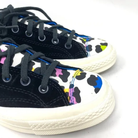 💖MEGA SALE💖Converse Chuck 70 OX Pattern Low Top Black Animal Women's 572393C