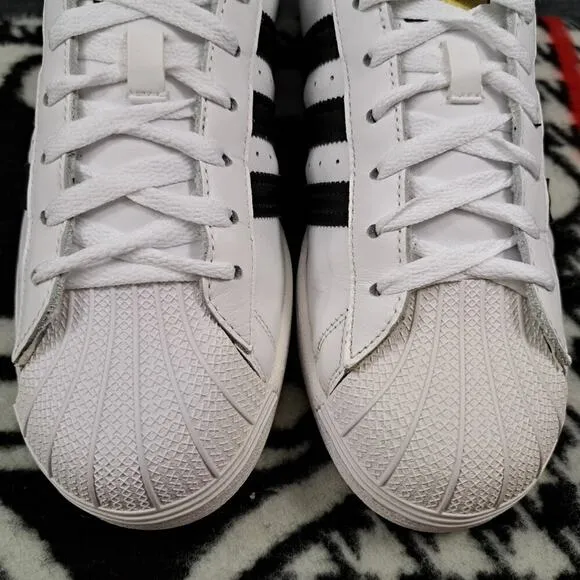 Men ADIDAS ORIGINALS SUPERSTAR Shoes Sneakers Size 9
