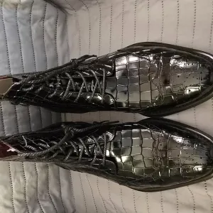 Men's Black Crocodile Pattern Shoes