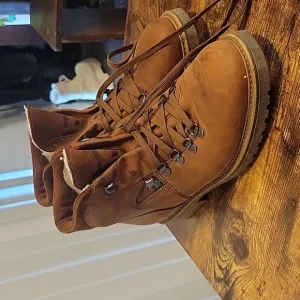 Mens boris wool lined water proof leather hiking boots by overland.