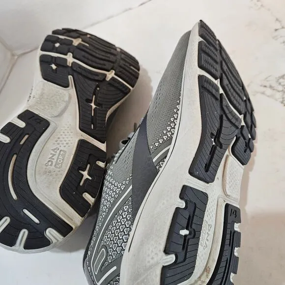 Men's Brooks &quot;Ghost 14&quot; size 10.5