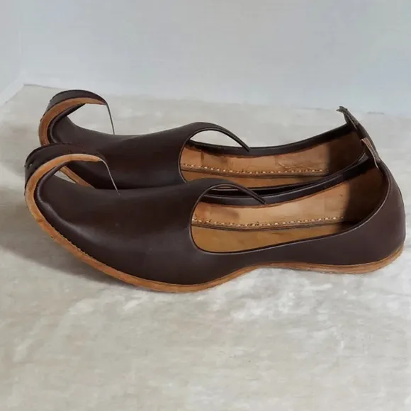 Men's Brown All Leather Handmade‎ Punjabi Jutti Shoes