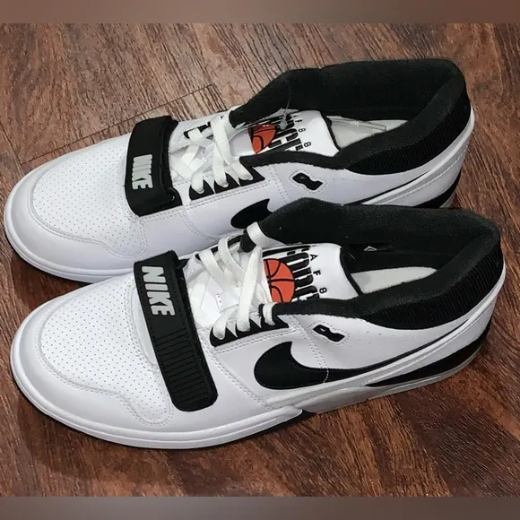 Mens Nike Air Forces shoes sneakers