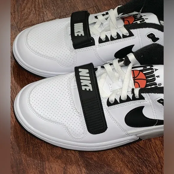 Mens Nike Air Forces shoes sneakers