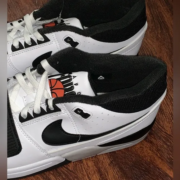 Mens Nike Air Forces shoes sneakers