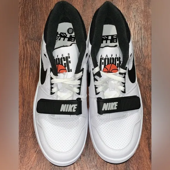 Mens Nike Air Forces shoes sneakers