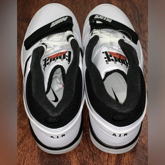Mens Nike Air Forces shoes sneakers