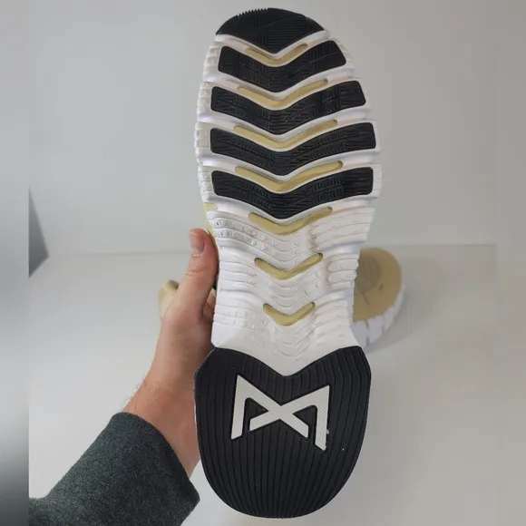 Mens Nike Free Metcon 5 TB Vegas Gold White Mens Training Shoes FN6616-701