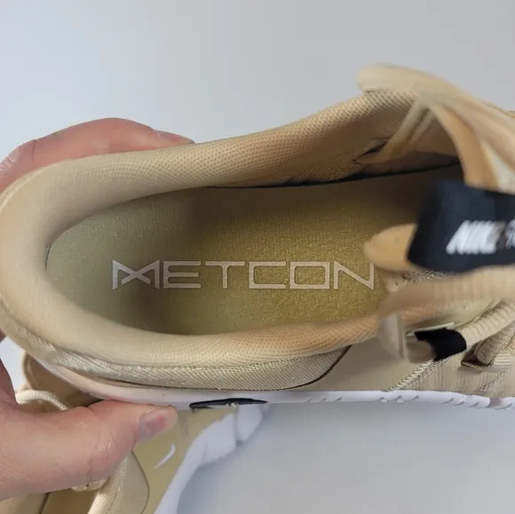 Mens Nike Free Metcon 5 TB Vegas Gold White Mens Training Shoes FN6616-701