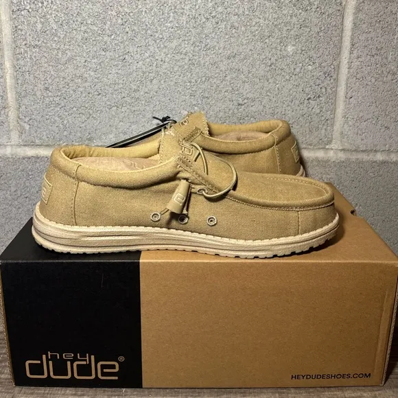 Men's Original Hey Dude Wally Chestnut Canvas Laced-Up‎ Loafer Shoes Size 8