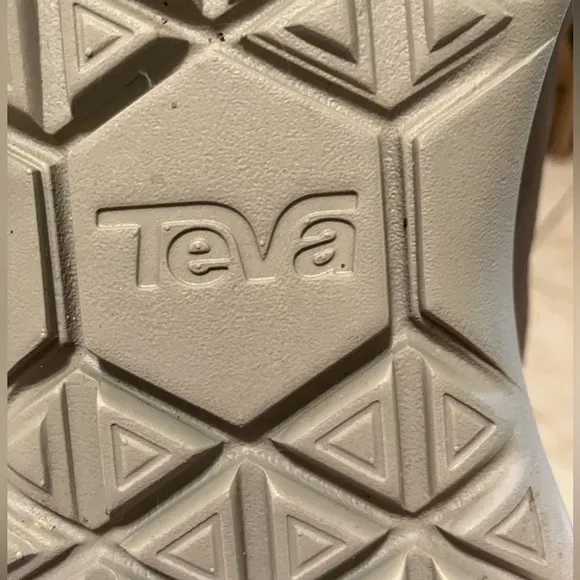 Men’s Teva Arrowood 2 waterproof lace up shoes sneakers hikers featherweight 11