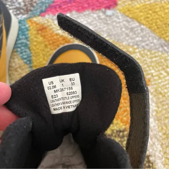 Merrell Kids Snowstorm Yellow and Black Winter Boots Size 2