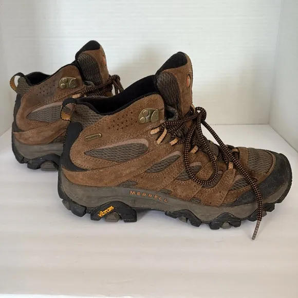 Merrell Men's Moab Mid Waterproof Hiking Boots All Terrain Rugged Outdoors Sz 7‎