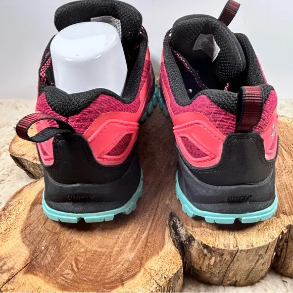 Merrell Red and Green Athletic Shoes for Trail Running
