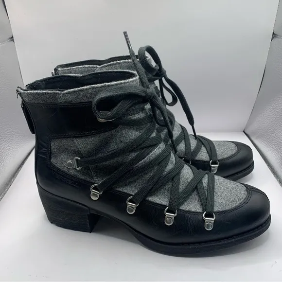Merrell Women's Shiloh II Warm Black Leather Gray Felt Zip Boots Size 9