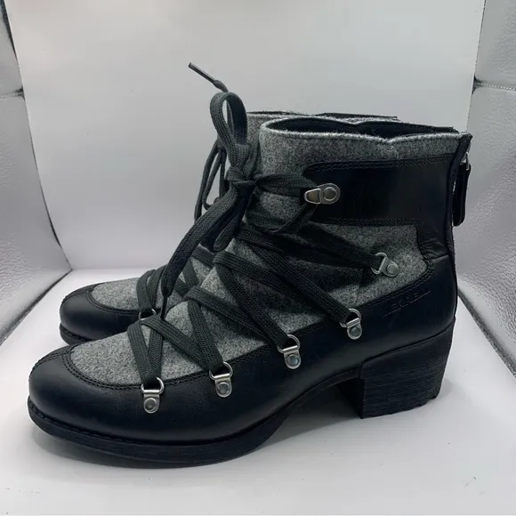 Merrell Women's Shiloh II Warm Black Leather Gray Felt Zip Boots Size 9