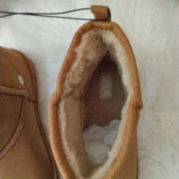 Mia women's boots for winter