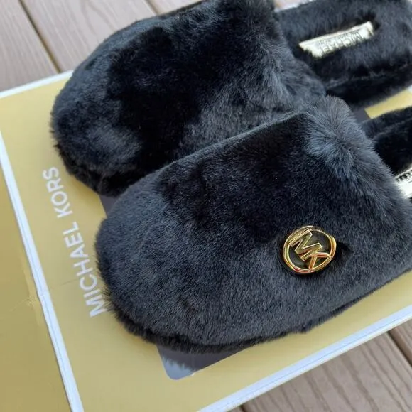 Michael Kors Alexis Closed toe Sherpa Slides Black