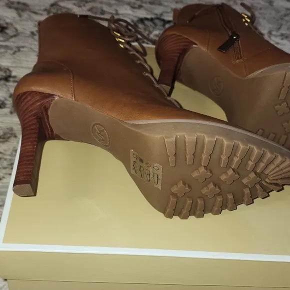 Michael Kors Brown Heeled Boots with Lace-Up Design - Kyle