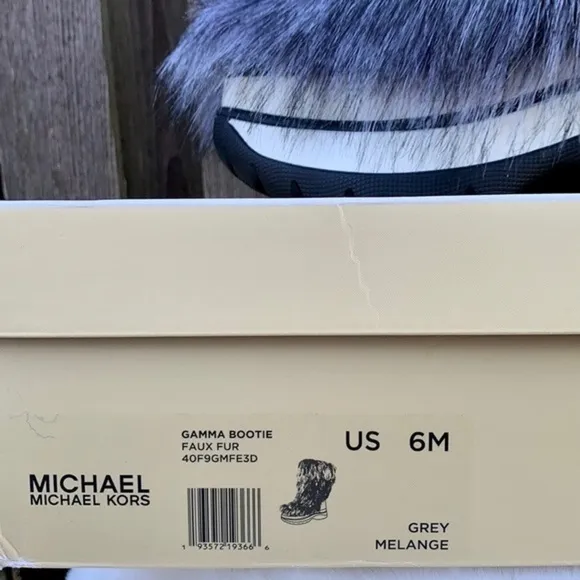 MICHAEL KORS Gamma Platform Fur Hair On Insulated Winter Boots, Size 6