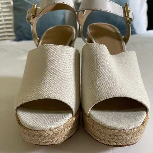 MICHAEL Michael Kors Women’s Penelope Wedge Canvas Shoes Size 9 NEW