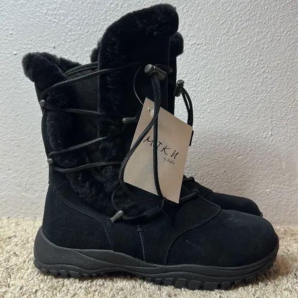 MIKN by Baffin Kamala Black Suede Winter Boots Women's size 11