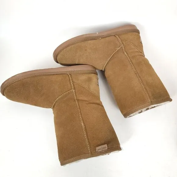 Minnetonka Genuine Sheepskin leather Women Olympia Short Boots Golden Tan size 8