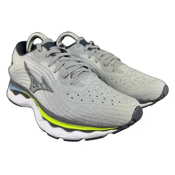 Mizuno Wave Sky 6 Ultimate Grey White Running Shoes Women's Size 9