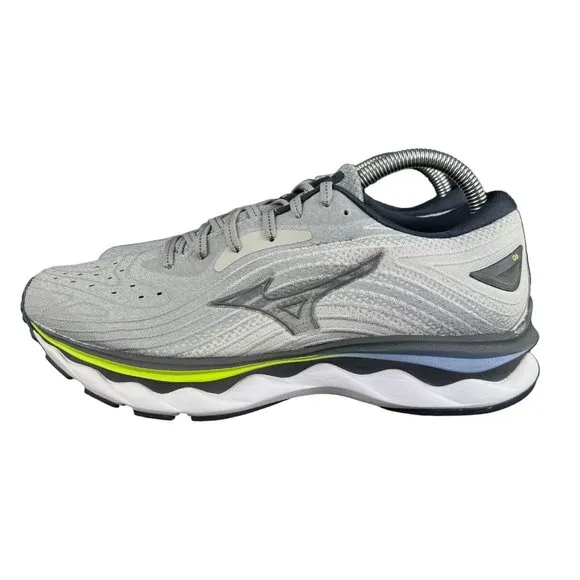 Mizuno Wave Sky 6 Ultimate Grey White Running Shoes Women's Size 9
