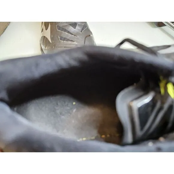 Mizuno Woman's Wave Lighting Running Black Shoes Size 9.5  376