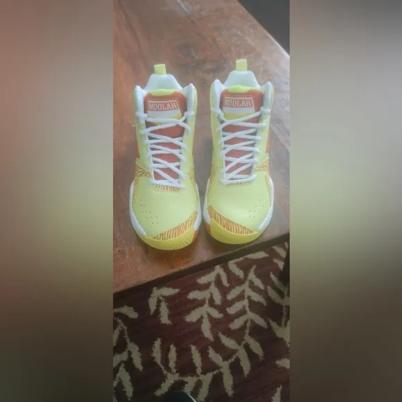 MOOLAH KIDS PRESS BREAK basketball shoes YELLOW FADE / BURNT ORANGE / WHITE