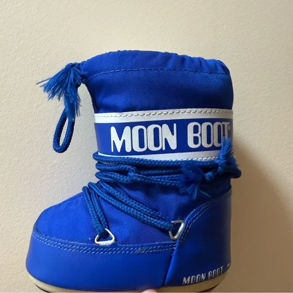 Moon Boot Blue Insulated Winter Boots